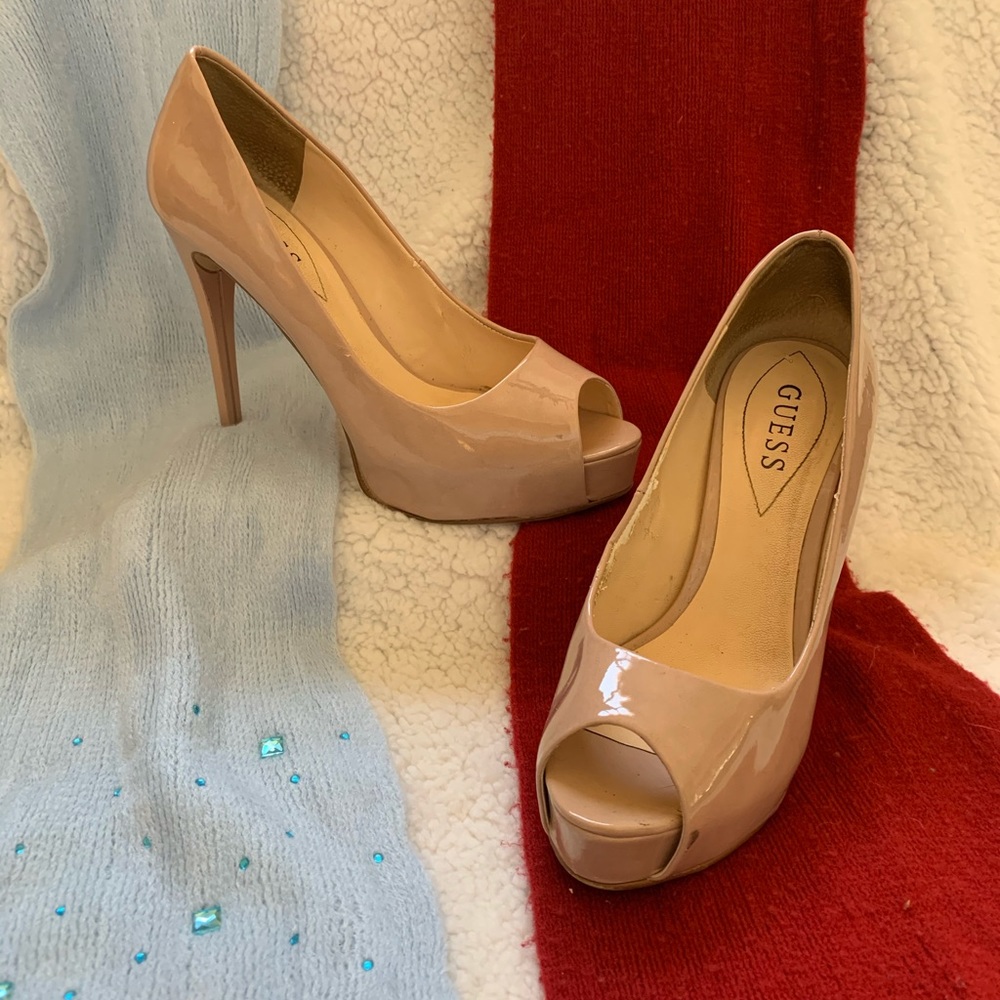 Guess heels 👠